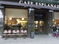Cafe Esplanad & Succes