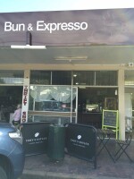 Buns and Expresso